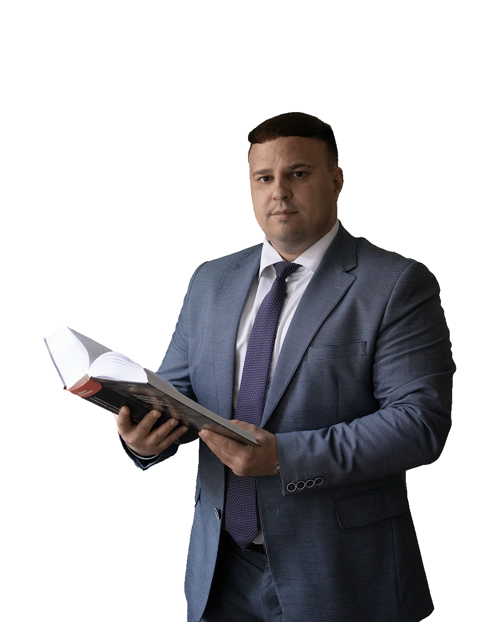 adv nemanja stamenkovic glavna slika kako drzi knjigu